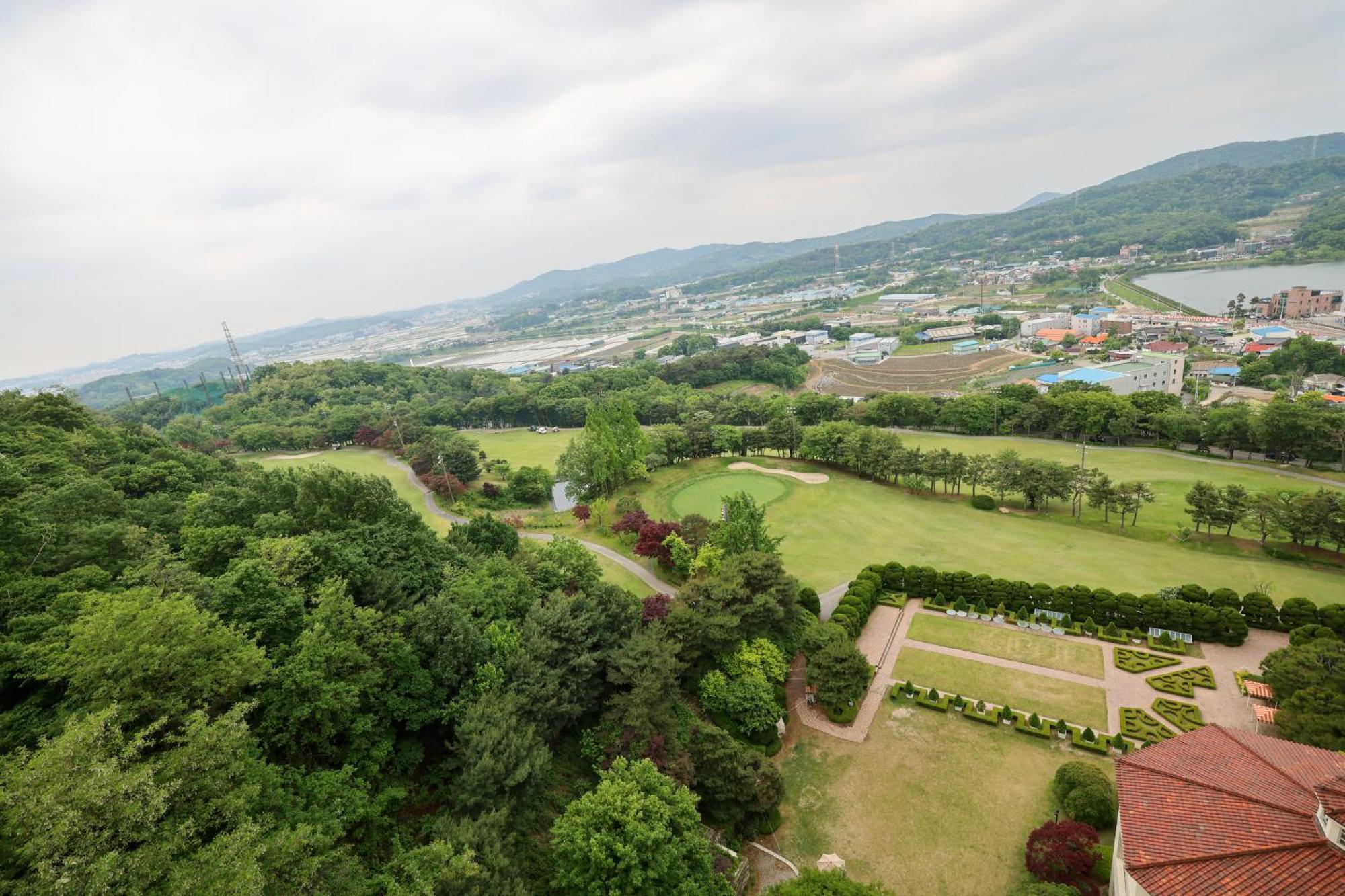 La Vie Dor Hotel And Resort, Trademark Collection By Wyndham Hwaseong Esterno foto