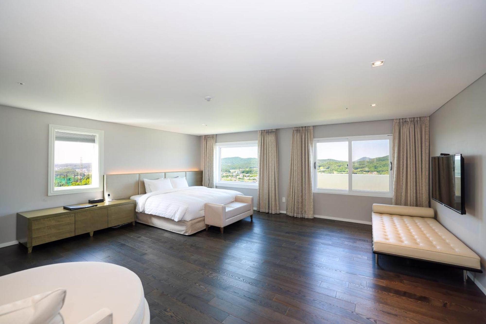 La Vie Dor Hotel And Resort, Trademark Collection By Wyndham Hwaseong Esterno foto