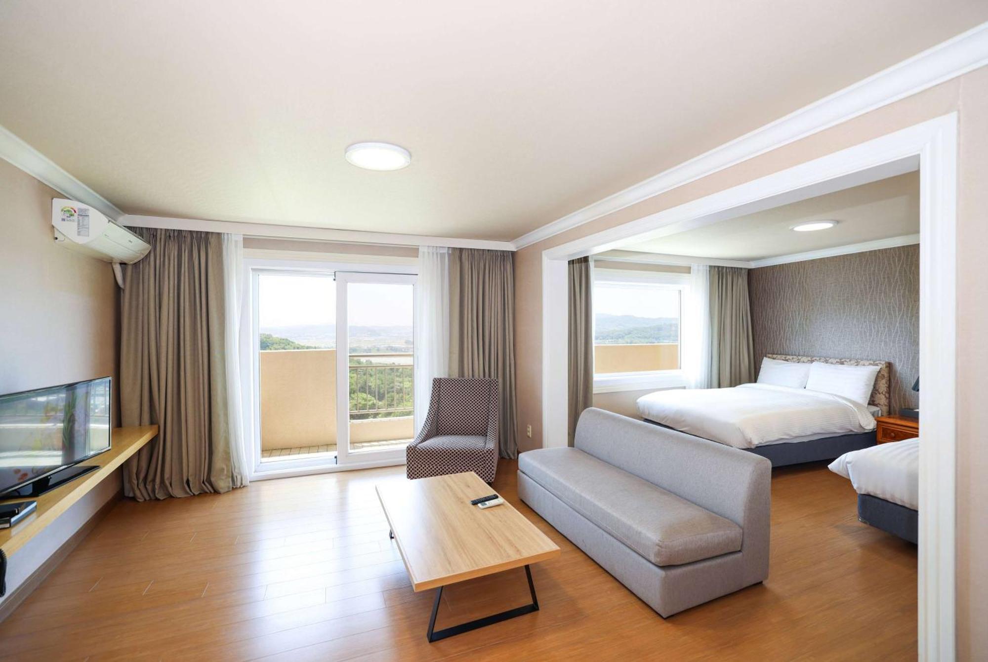 La Vie Dor Hotel And Resort, Trademark Collection By Wyndham Hwaseong Esterno foto